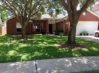 8518 Barron Wood Cir E, Houston, TX 77083