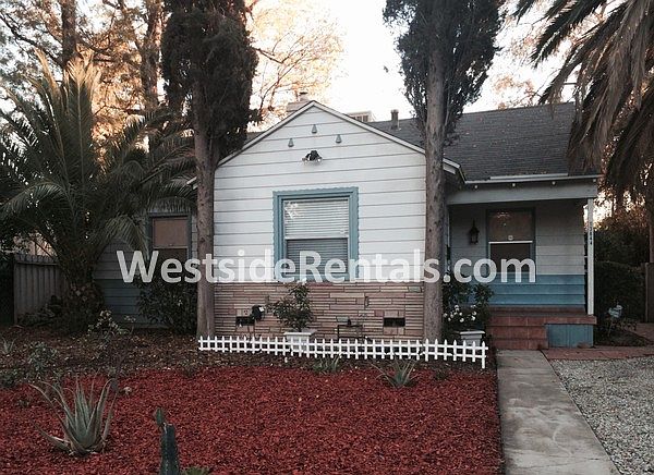 1st image of 13844 Gilmore St