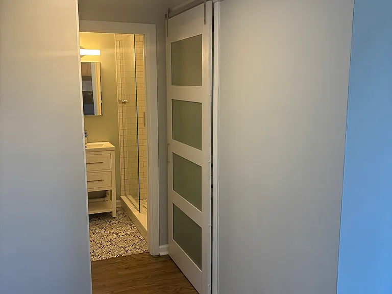 708 W Bittersweet Pl #611 — Photo 7