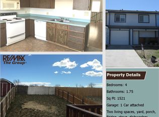 1291 Green River Dr, Douglas, WY 82633