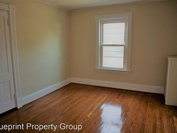3rd image of 49 Parker St #7694031