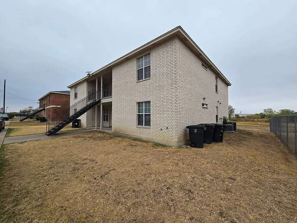 2309 Terrace Dr #D