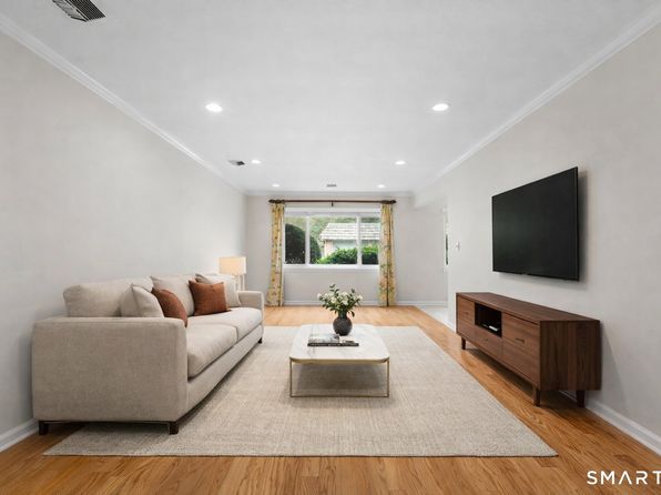 132 Southport Woods Dr Unit 132