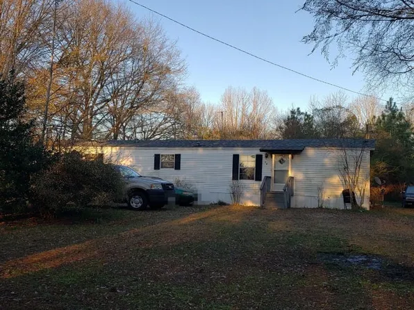 76 County Road 29, Tuskegee, AL 36083