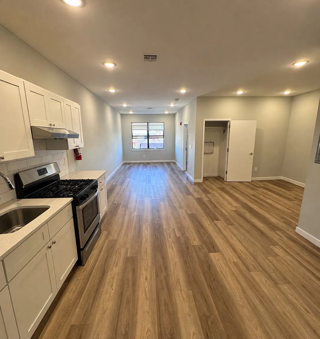 1 bed, $1,800 — Photo 2