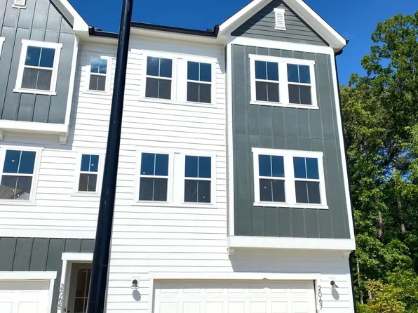 2067 Trident Maple Ln, Chapel Hill, NC 27517