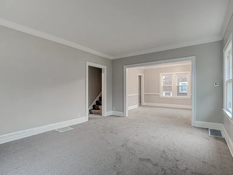 366 N Firestone Blvd — Photo 4