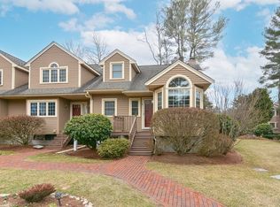 12 Turnbridge Ln, Hopkinton, MA 01748