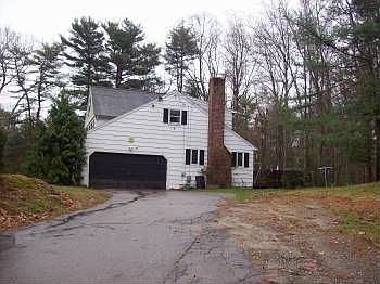 2nd image of 34 Heritage Hill Dr