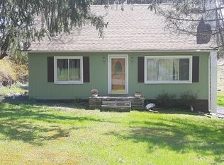 106 Independence Rd, East Stroudsburg, PA 18301