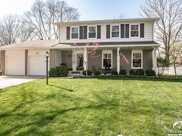 527 Millstone Dr, Lawrence, KS 66049