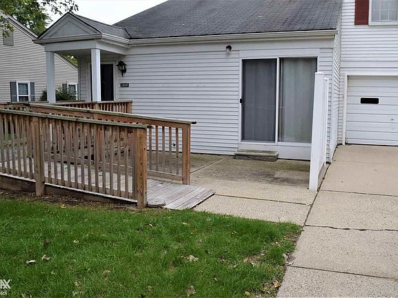3rd image of 24041 Meadow Bridge Dr