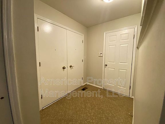 2nd image of 1845 E 57th Pl S