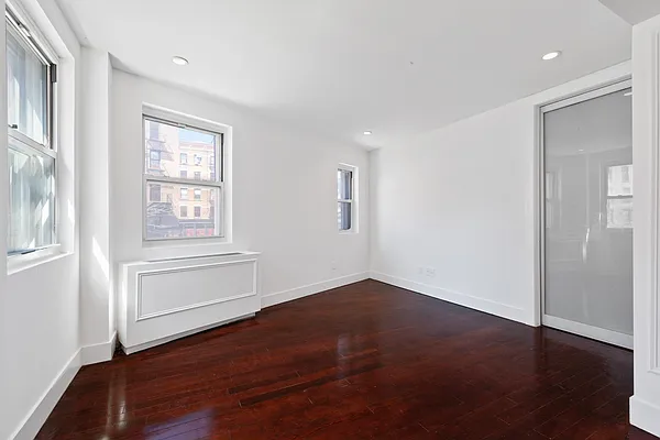 Rented by Douglas Elliman | media 15