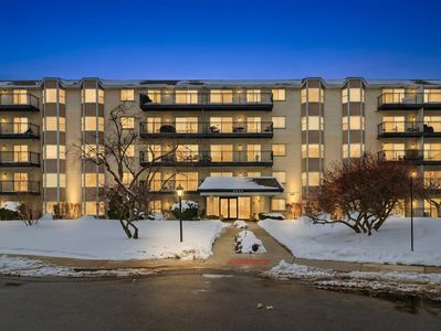 8640 Waukegan Rd Unit 123, Morton Grove, IL, 60053
