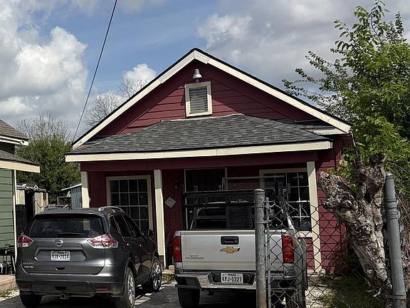 5th image of 3817 Lila St