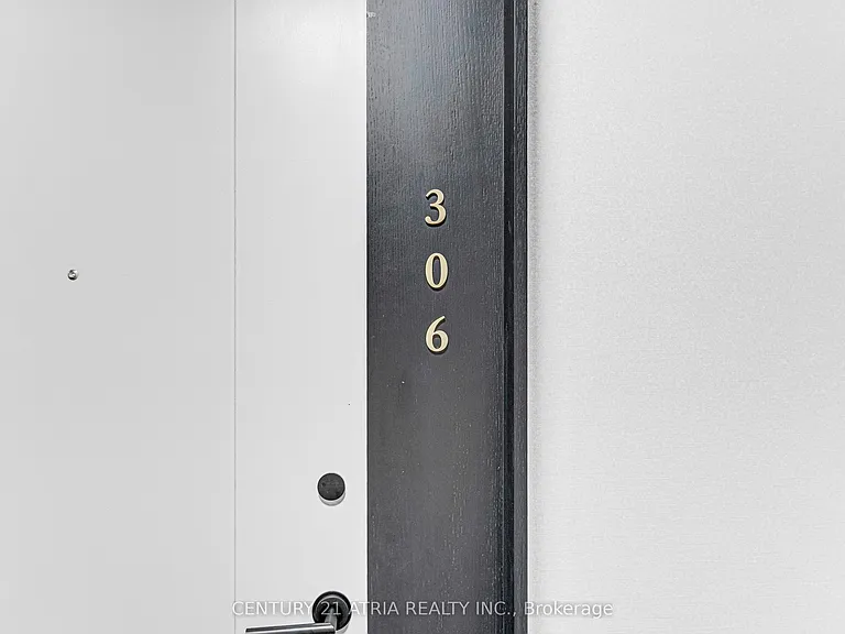 858 Dupont St #306 — Photo 3
