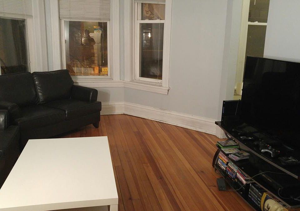 2nd image of 2217 W Chicago Ave APT 3F