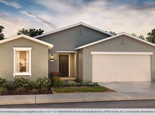 684 Skyler Ln #69-B2, Merced, CA 95348