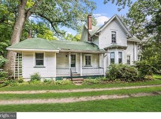 1405 Bridgeboro Rd, Edgewater Park, NJ 08010