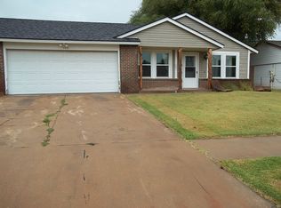 1501 NE 5th St, Moore, OK 73160