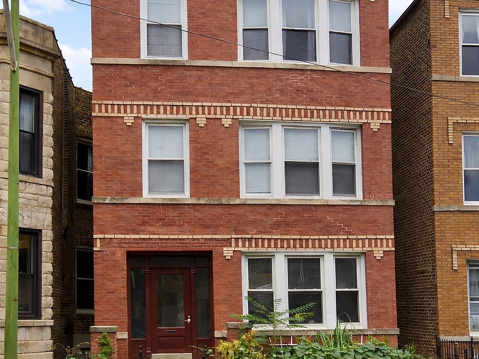 1st image of 2546 W Iowa St #1