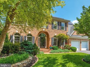 310 Midsummer Dr, Gaithersburg, MD 20878