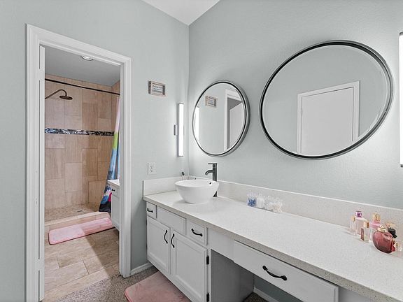 5th image of 17557 Red Oak Dr #7557