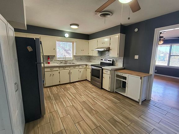 3rd image of 805 7th St