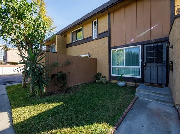 4th image of 12215 Chapman Ave