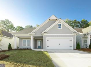 215 Farrell Creek Dr, Senoia, GA 30276