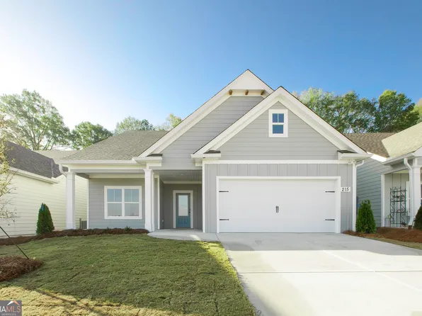 215 Farrell Creek Dr, Senoia, GA 30276