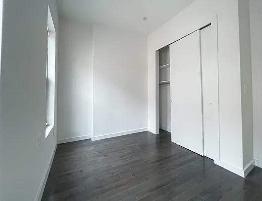 Rented by Kahen Properties | media 11