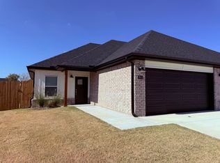 78 E Bottlebrush Bnd #2, Farmington, AR 72730