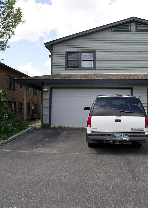 1st image of 1070 Elk Run Ln APT 29