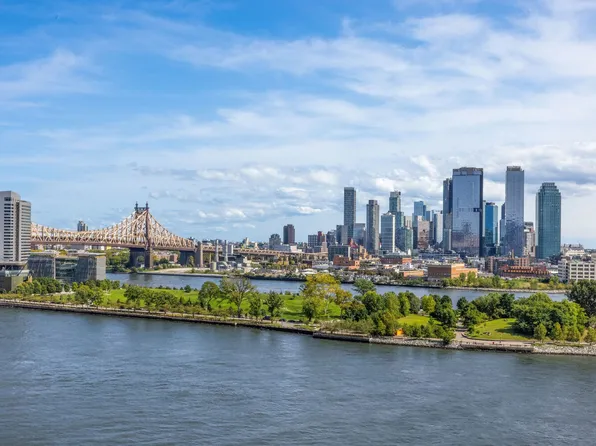 450 East 52nd Street image 28 of 33