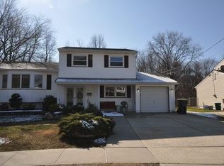 38 Dumas Rd, Old Bridge, NJ 08857