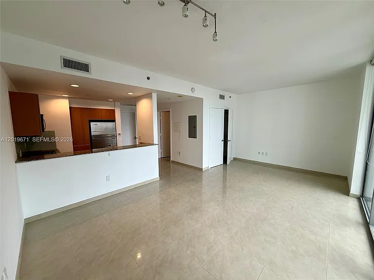 1060 Brickell Ave #2409 — Photo 8