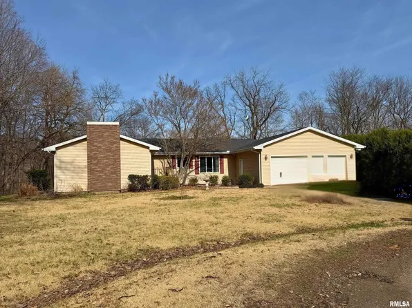 25500 Valley View Rd, Tremont, IL 61568