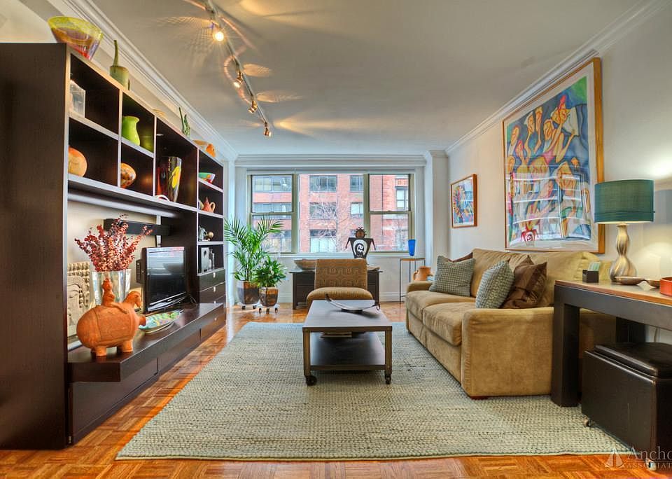 1st image of 520 E 72nd St APT 3A