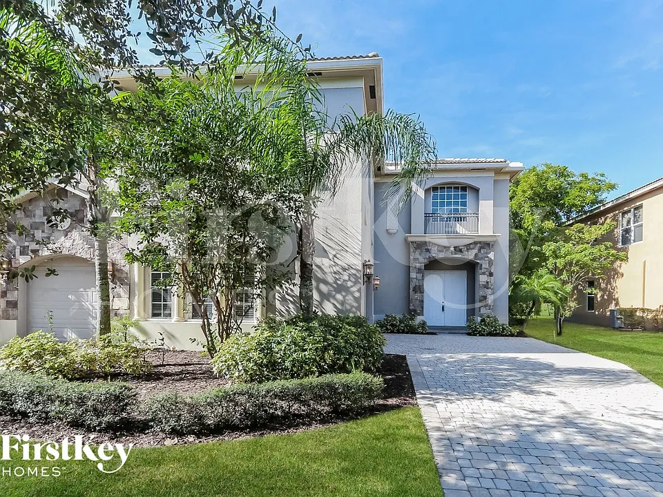 8636 Cobblestone Point Cir