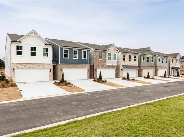 860 Leraes Way, Loganville, GA 30052