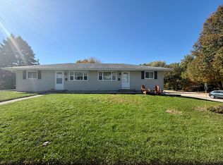 2 Meadowlark Dr, Madison, WI 53714