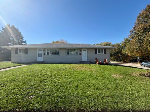 2 Meadowlark Dr