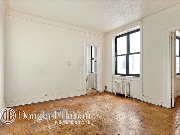 2nd image of 409 Edgecombe Ave APT 5D