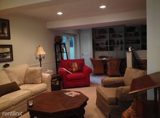 9921 S Park Cir, Fairfax Station, VA 22039