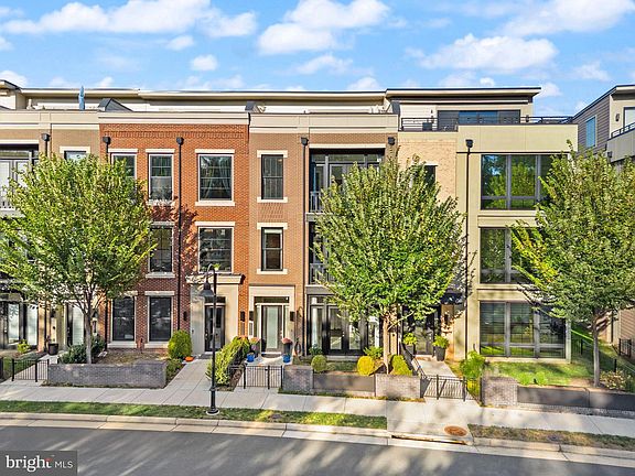 3rd image of 20304 Northpark Dr