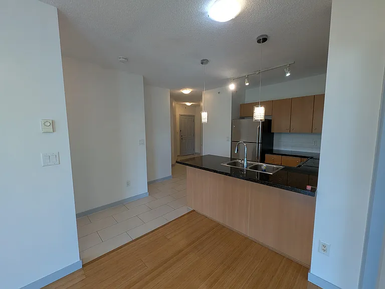 511 Rochester Ave #1204 — Photo 2