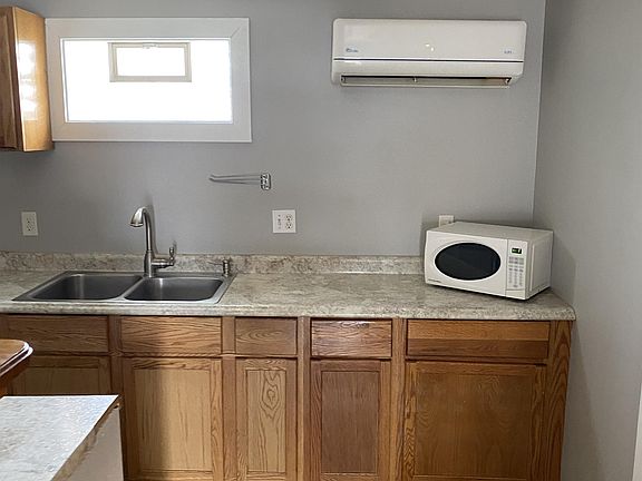 2nd image of 311 W 5th St #14197098