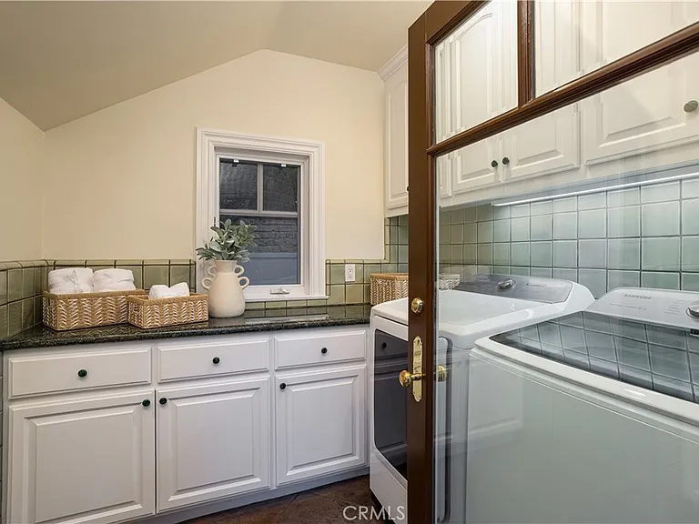 24352 Santa Clara Ave — Photo 57